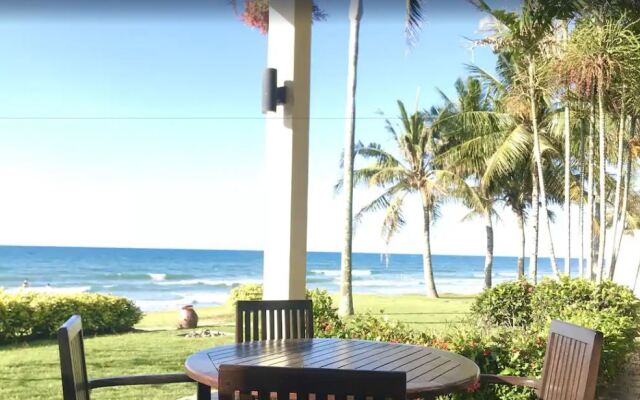 Sunset Seaview Beach Villas & Spa Suites at Nexus Karambunai