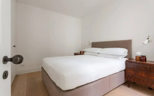 Kildare Gardens by Onefinestay