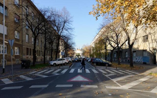 Zagreb Studio Apt No.2