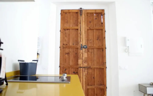 SimplyHosted Loft Rosario