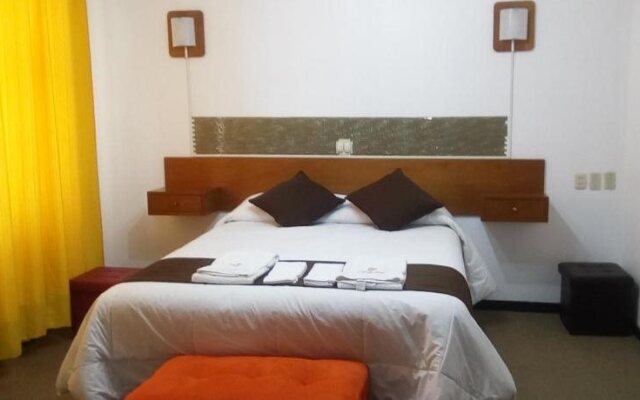 Hotel Sillustani Inn