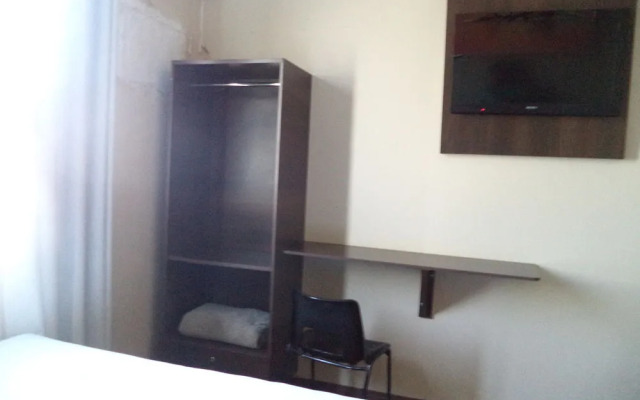 Hotel e Lanchonete Araújo