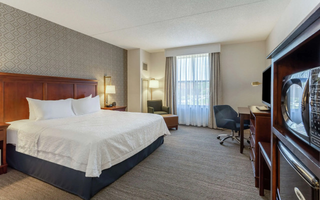 Hampton Inn & Suites Saratoga Springs Downtown