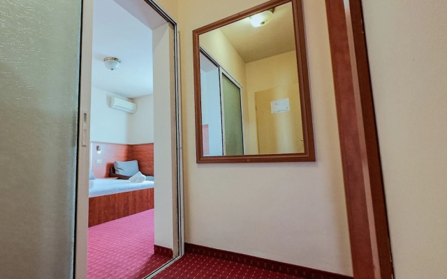 Desudava Hotel