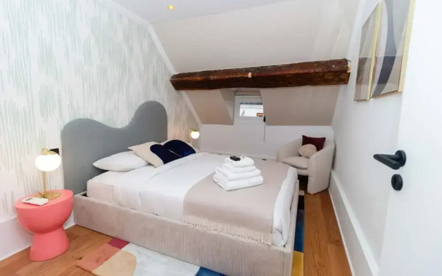 Sublime Apartment Center of Paris Le Marais