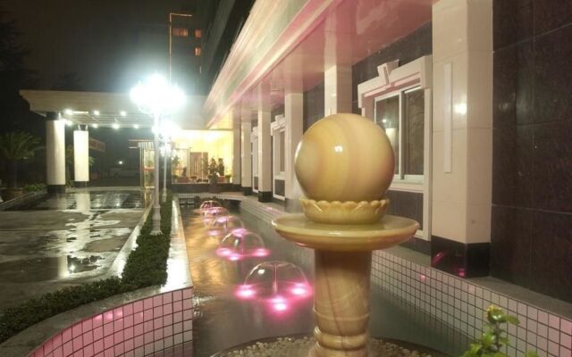 Motor City Hotel