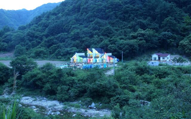 Yeongwol Gureumae Dalgadeutsi Pension