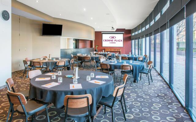 Crowne Plaza Canberra by IHG