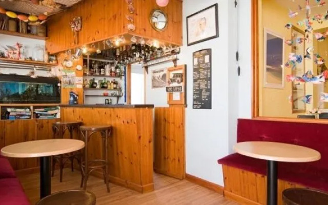The Three Tees - Guest house