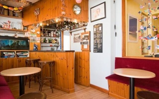 The Three Tees - Guest house