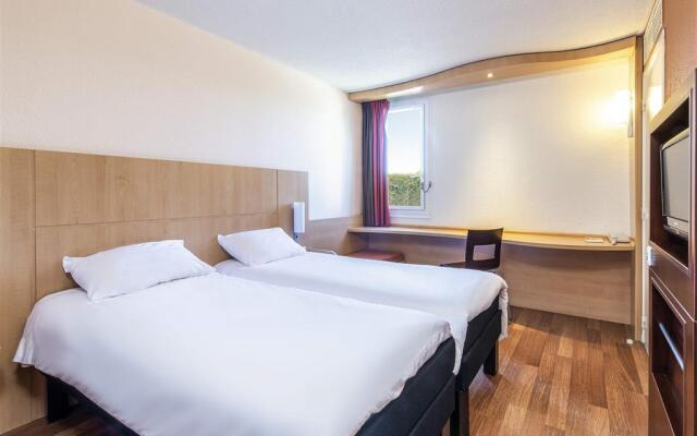 ibis Issoire
