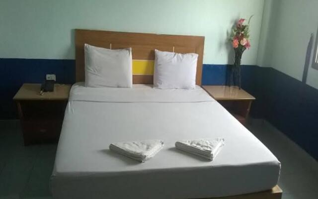 Sp Palace Hotel (โรงแรม เอสพี พาเลช)