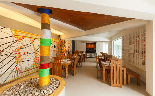 Tree of Life Eila Art Hotel