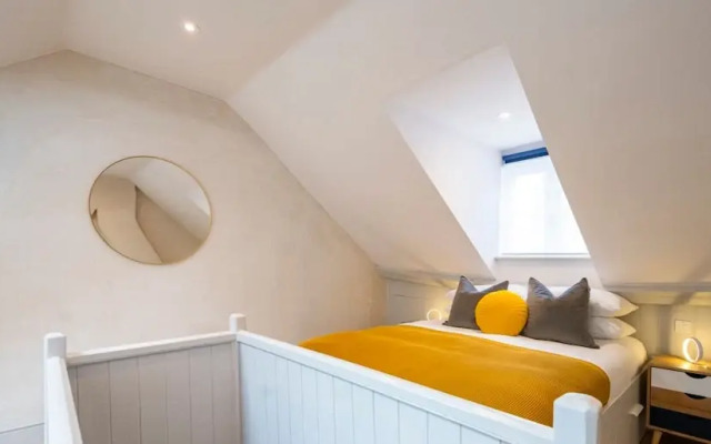 The Loft - 1 Bed Luxury Apartment With Bathtub