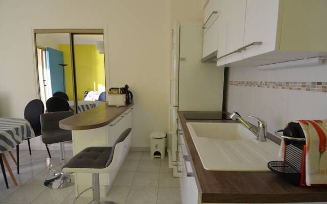 Superb apartment 4 persons with amazing Sea View in Villefranche-sur-Mer