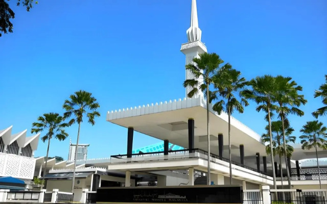 Lotus Hotel Masjid India