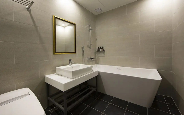 Gimhae Brown Dot Hotel Waterpark