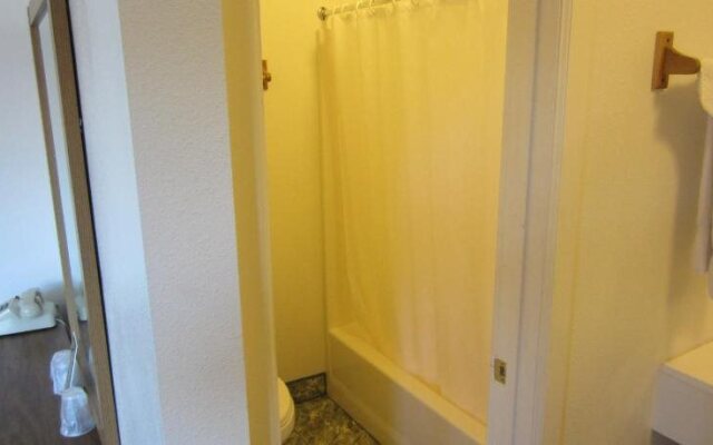 Welcome Inn & Suites
