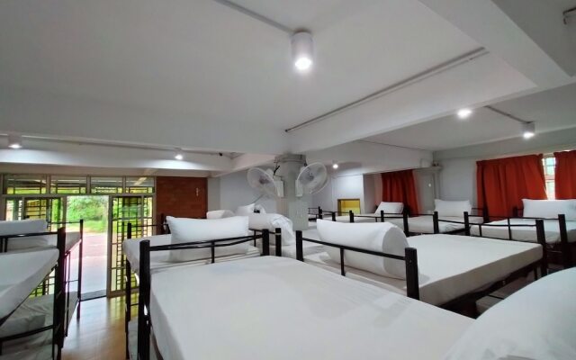 SPOT ON 89942 M & H Rizq Ventures