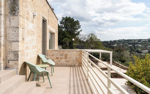 Villa L'Arco in Col with jacuzzi tub