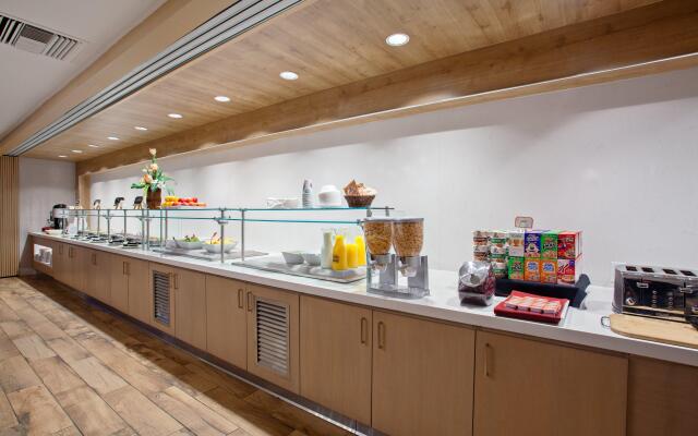 Crowne Plaza Silicon Valley N - Union City by IHG