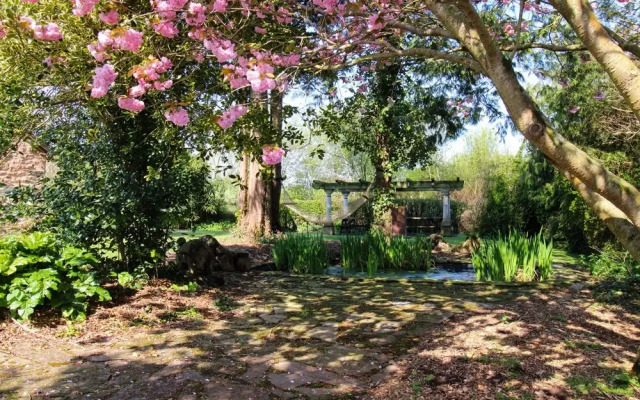 Shells Cottage