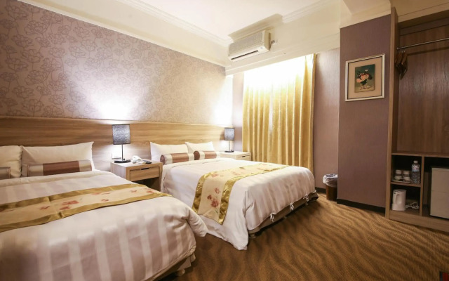 Unique Holiday Hotel