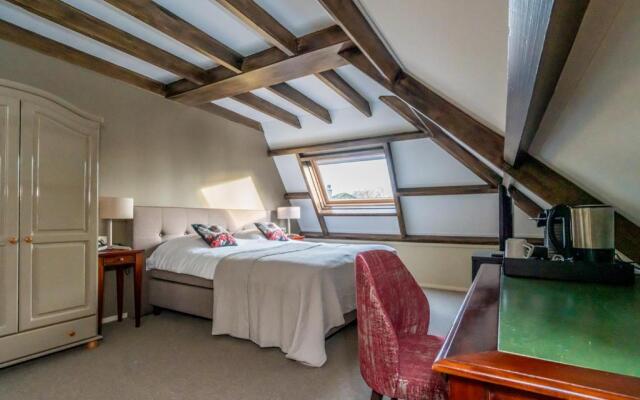 Hampshire Hotel – Hostellerie Schuddebeurs