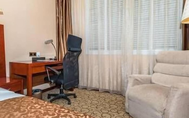 Chonpines Hotels·Anshun Taixiang Baili
