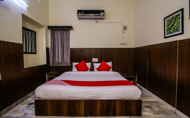 Sahdev Guest House By OYO Rooms