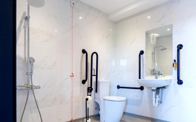 Bowers Mill Aparthotel