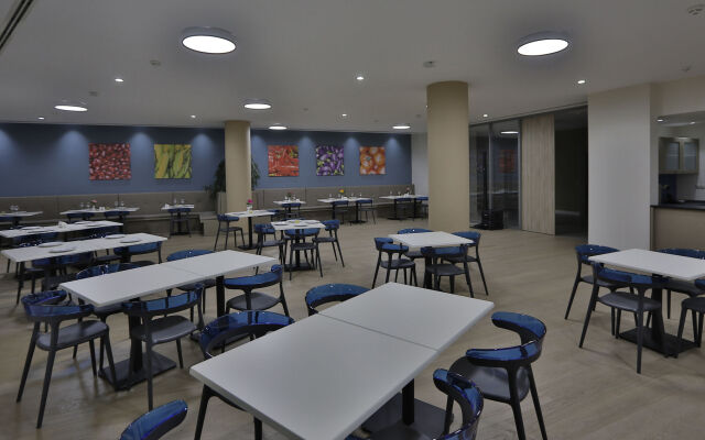 Homebridge Hotel Apartments