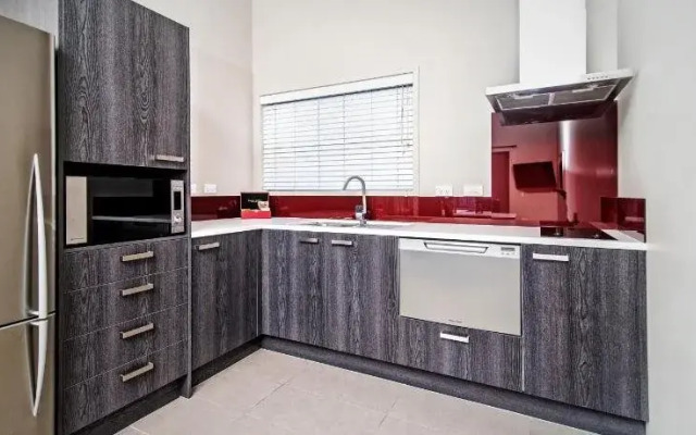 37 The Landing Motel