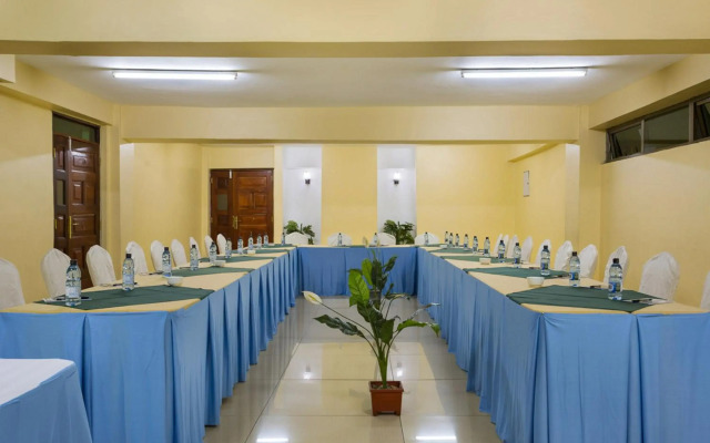 The Legacy Hotel & Suites