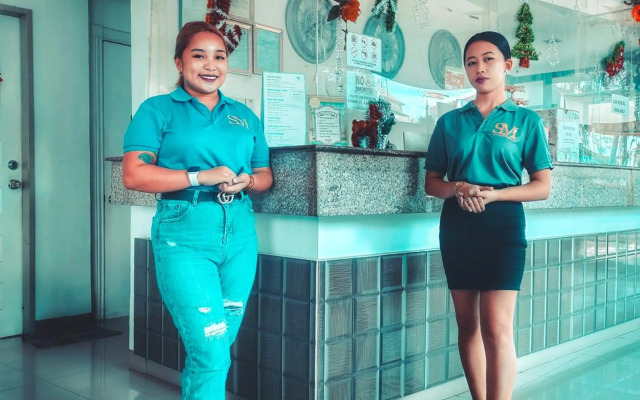 S&M Hotel