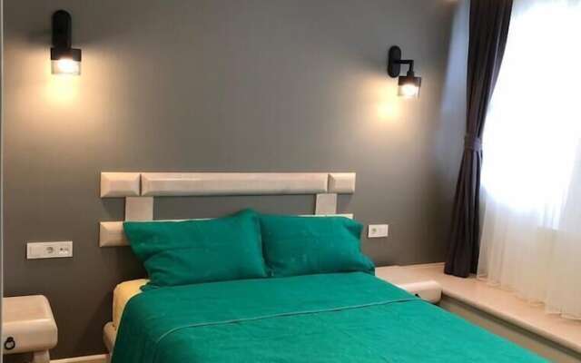 White Island Boutique Hotel