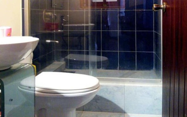 The Prestige Court Residence