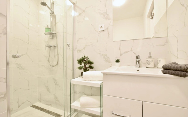 Luxury Apartment by Hi5 - Havas Street