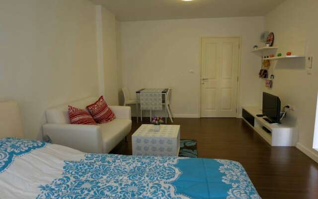 Baan Thew Lom Condominium