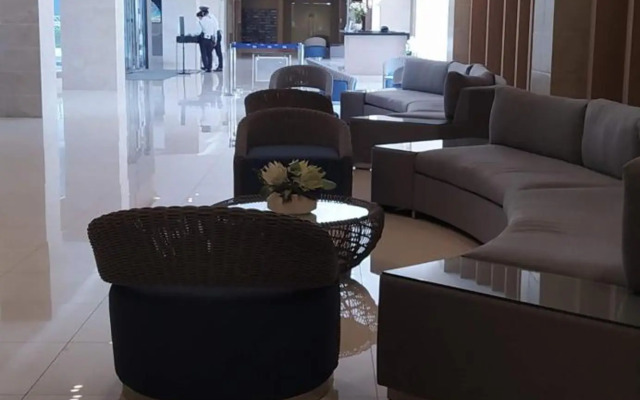 Staycation Sea Residences MOA Jermel