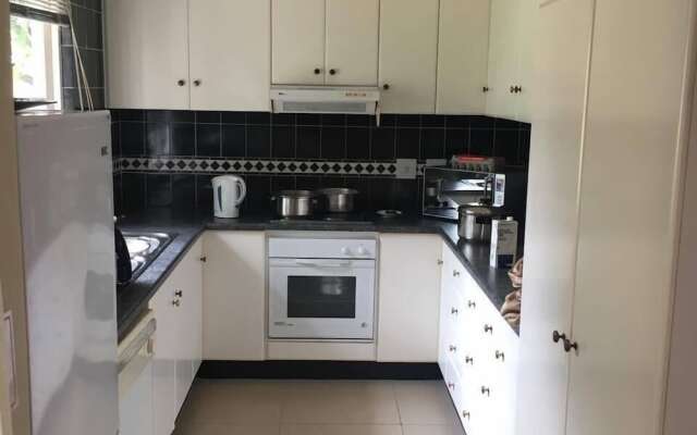 Caribbean Estates Villa & Apt