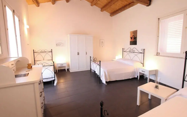 Reusia Holiday Home
