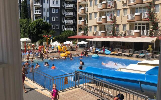 5 Star Hotel Concept Apartment Pool and Aqua Park
