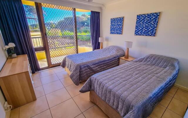Pelican Sands Beach Resort