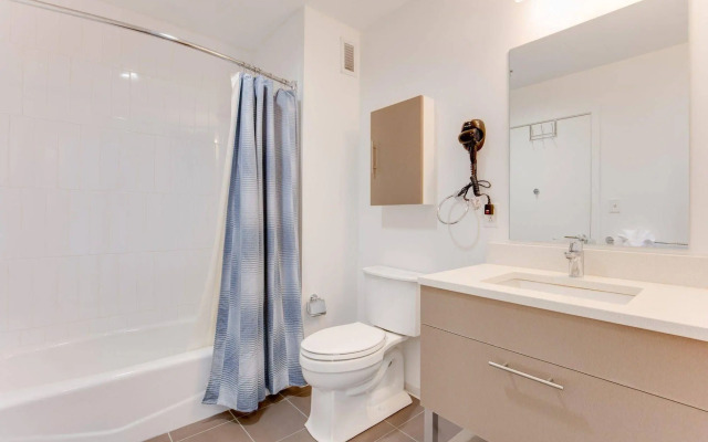 Global Luxury Suites at Kendall East