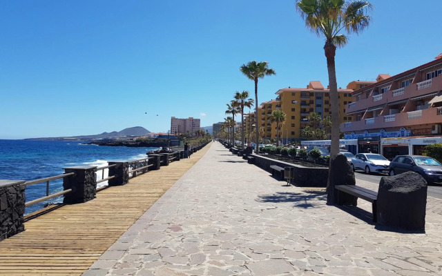 alquilaencanarias Candelaria, Terrace and Pool !