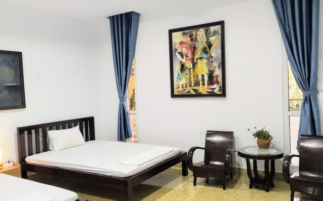 Q Homestay Garden – Guest Rooms – Hue