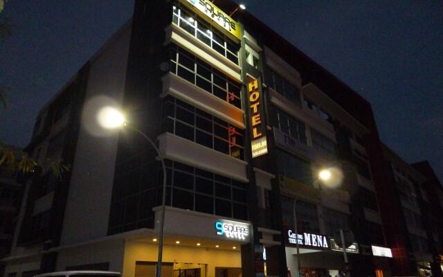 9 Square Hotel - Bangi