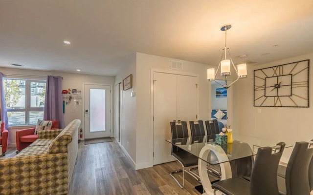 Skyline 102 Mountain View Townhouse-AC-Heated Pool; Hot tub