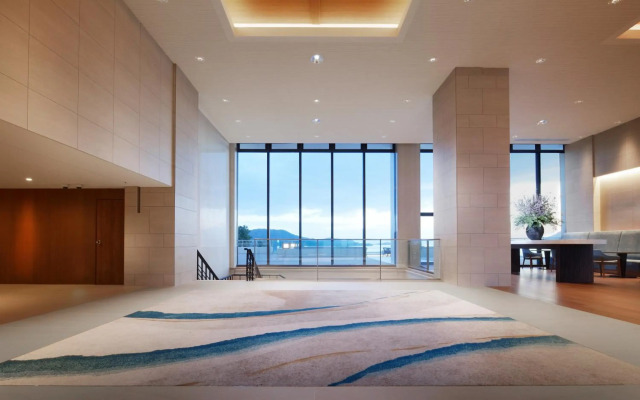 Toba Hotel International